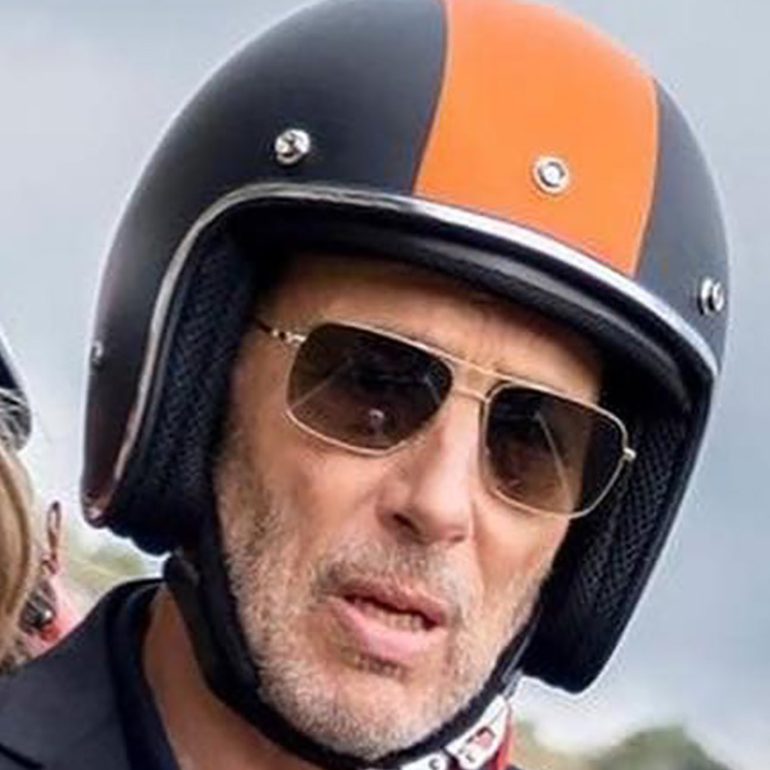 Jon Gries in White Lotus wearing Oliver Poeples sunglasses