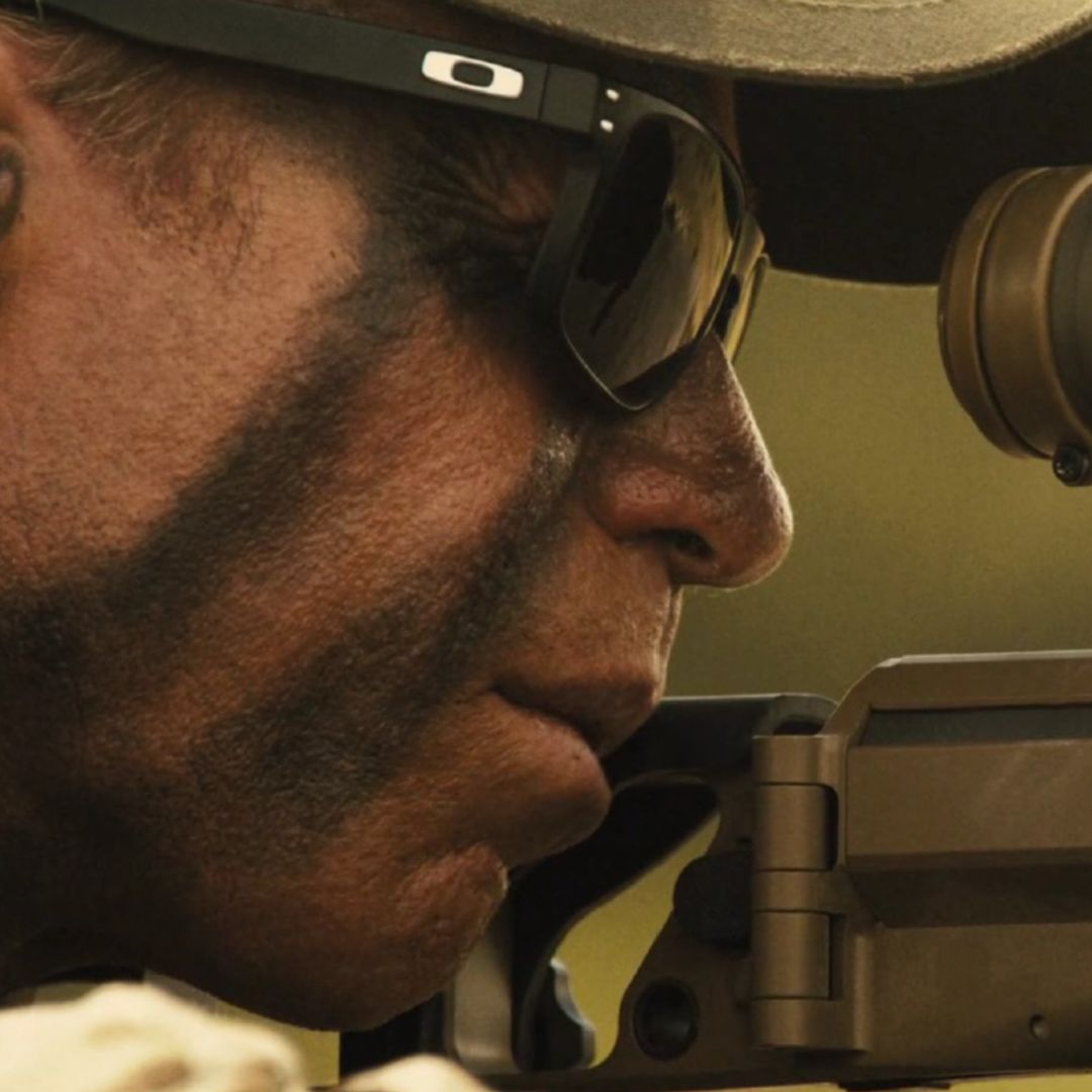 Taylor Sheridan wearing Oakley Holbrook in Lioness detail frame